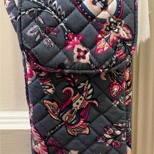 NWOT Vera Bradley Felicity Paisley Crossbody Smartphone Small Purse Shoulder bag
